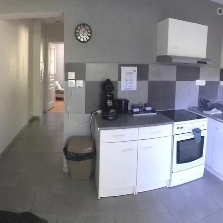 Les Cigales En Ardeche Apartmán *